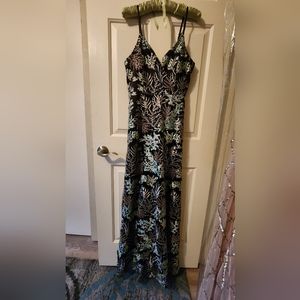 Lulus Embroidered Black Dress